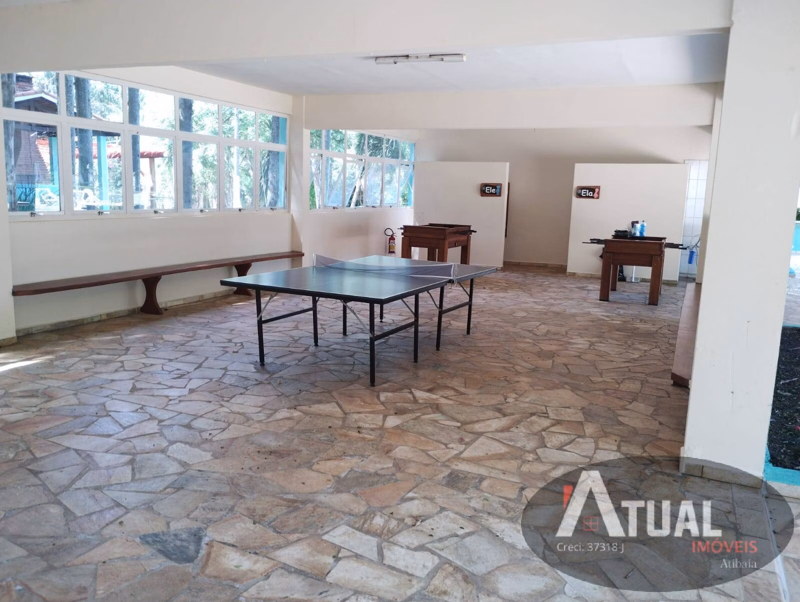 Casa de 1.200 m² em Atibaia, SP