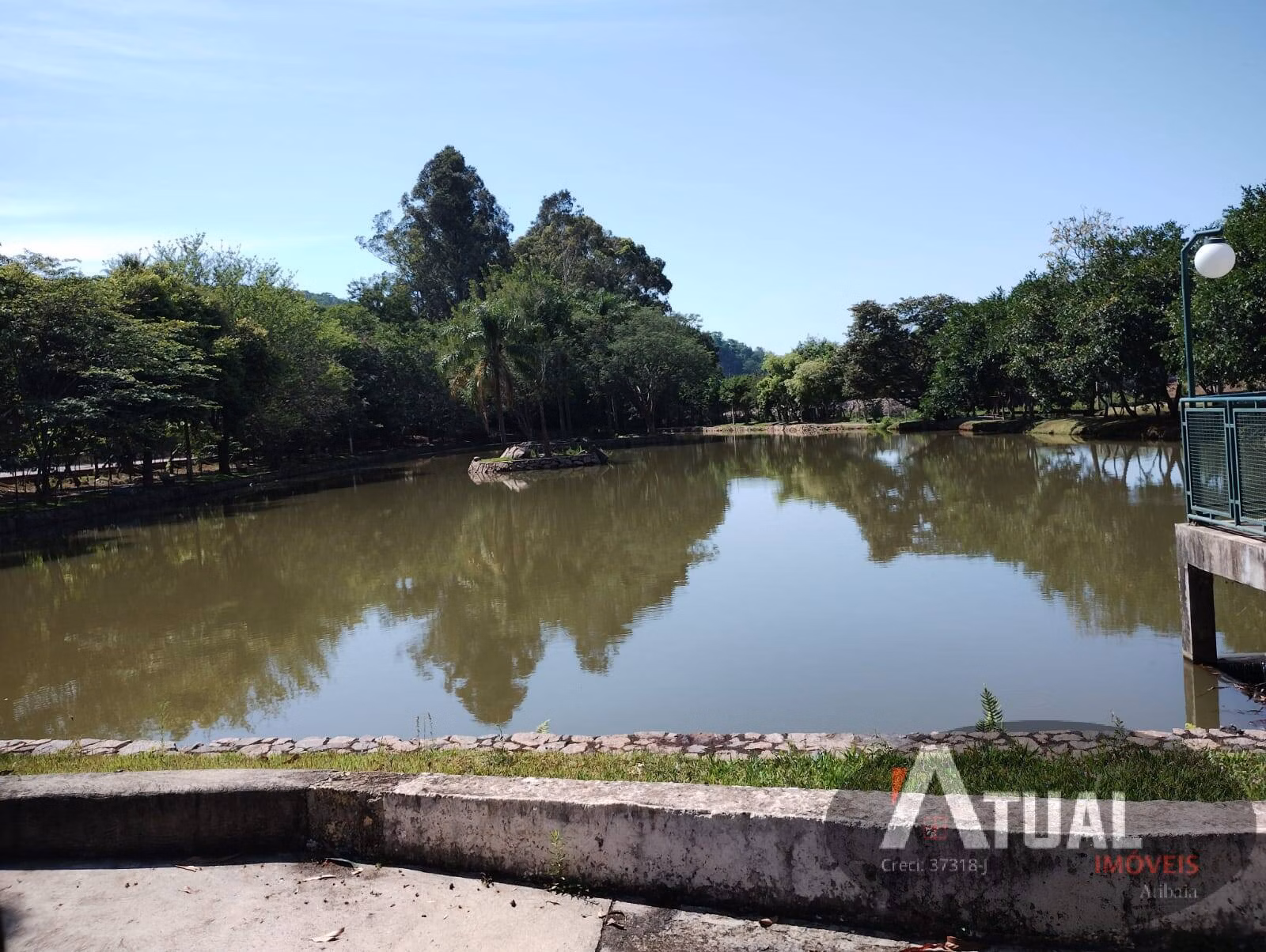 Casa de 1.200 m² em Atibaia, SP