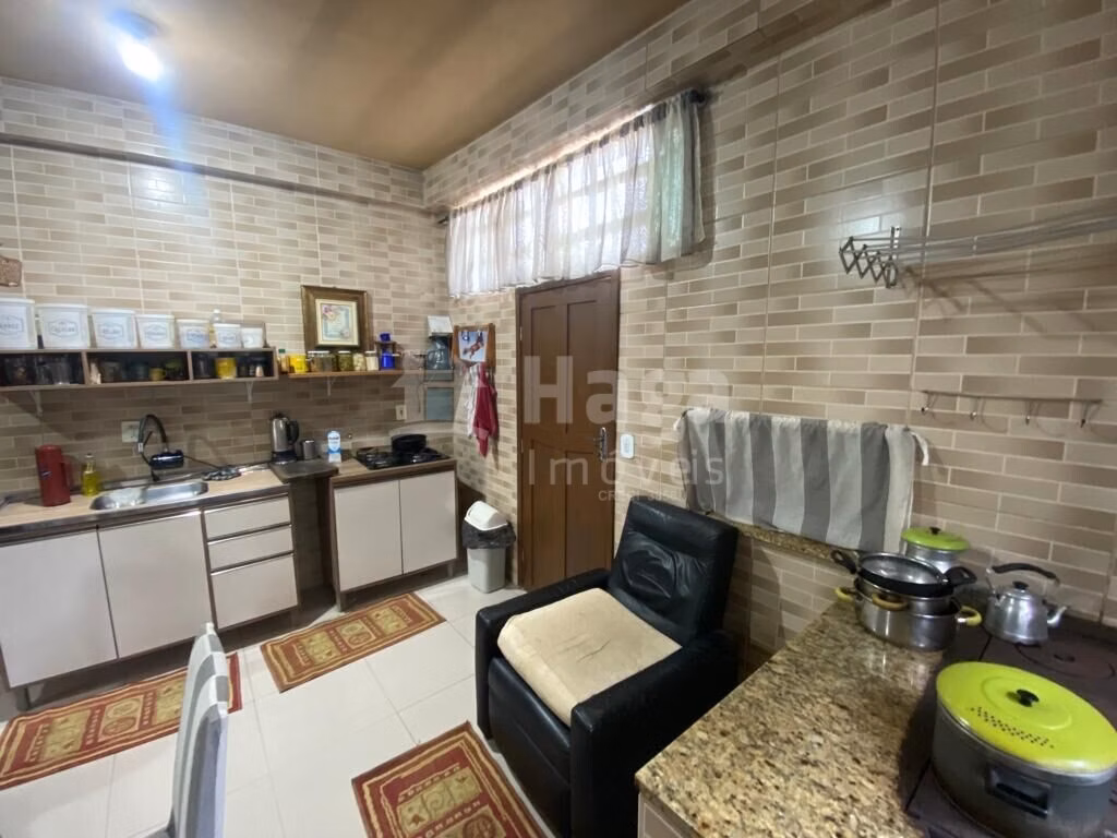 Casa de 700 m² em Guabiruba, SC