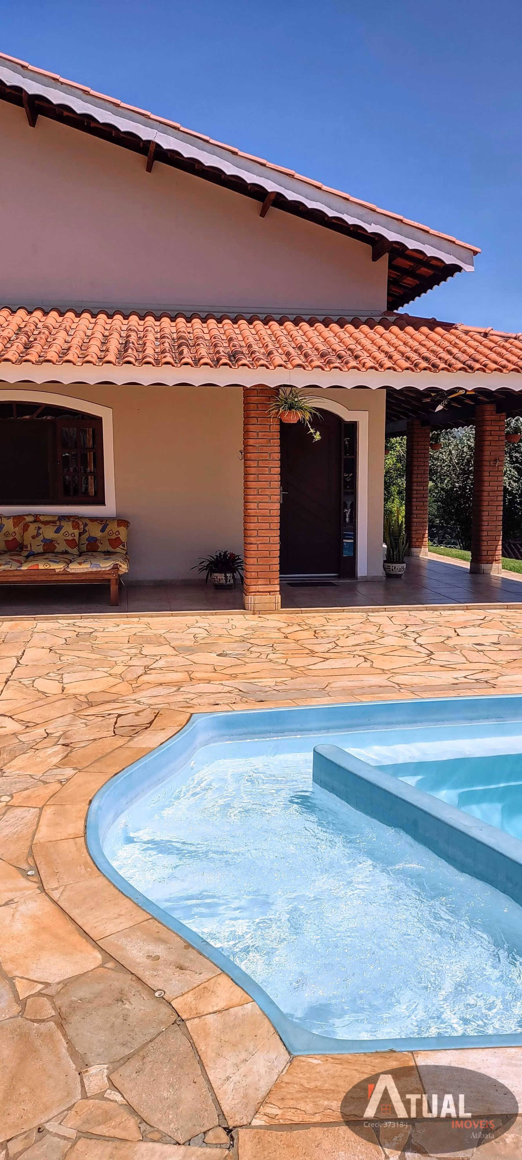 Casa de 1.390 m² em Piracaia, SP