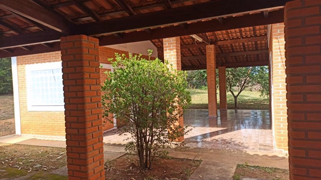 Chácara de 9.700 m² em Alambari, SP