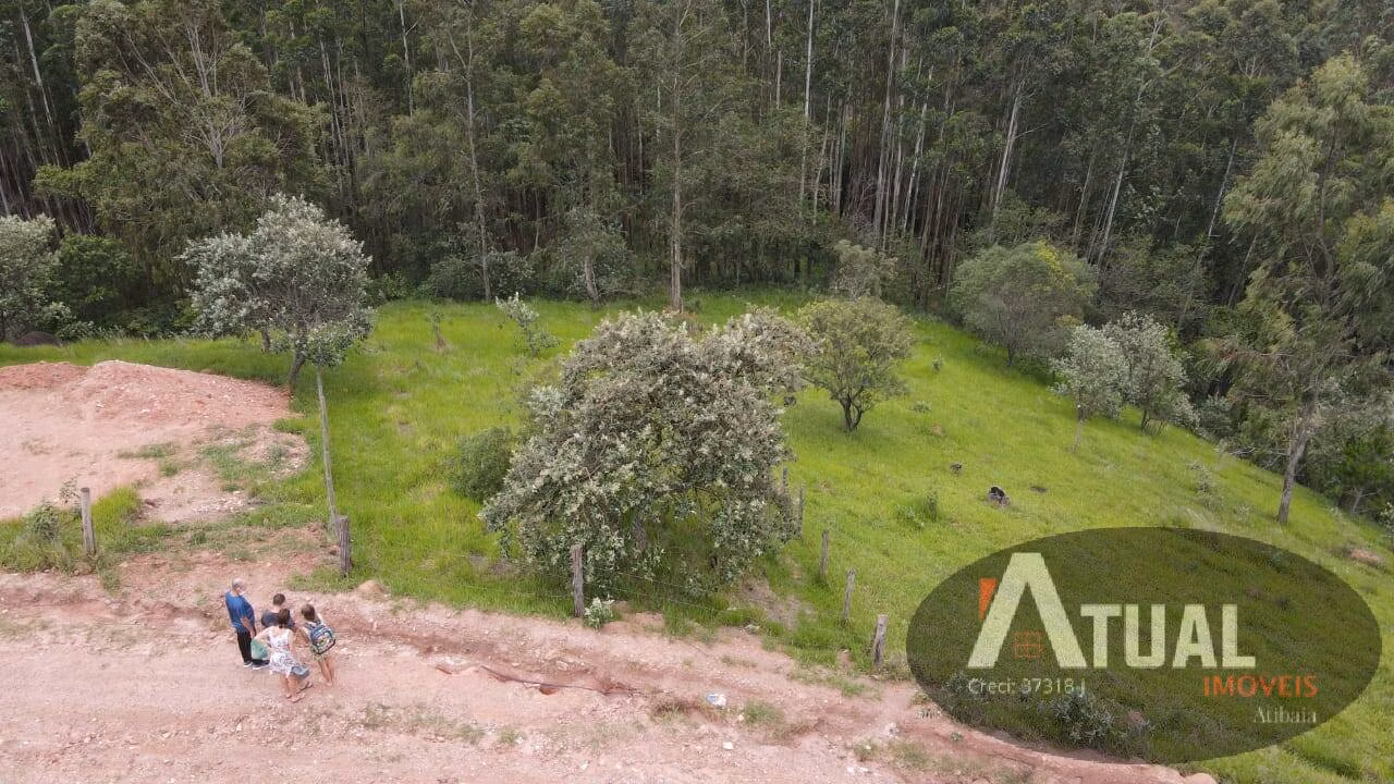 Terreno de 850 m² em Atibaia, SP