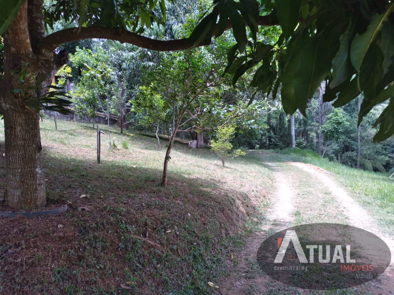 Chácara de 3.500 m² em Mairiporã, SP