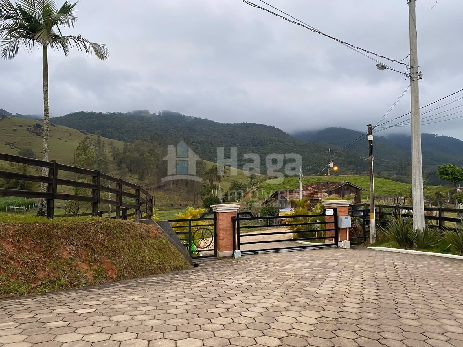 Country home of 2,400 m² in Canelinha, SC, Brazil