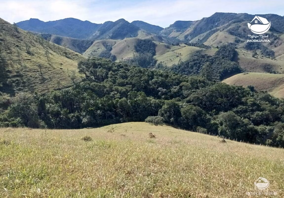 Small farm of 37 acres in São José dos Campos, SP, Brazil
