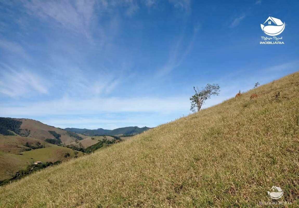 Small farm of 37 acres in São José dos Campos, SP, Brazil