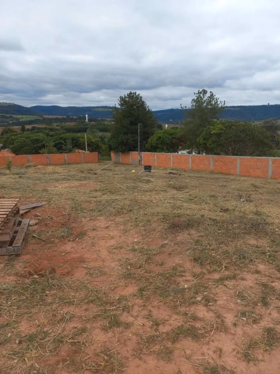 Chácara à venda de 1 ha em Pardinho, SP
