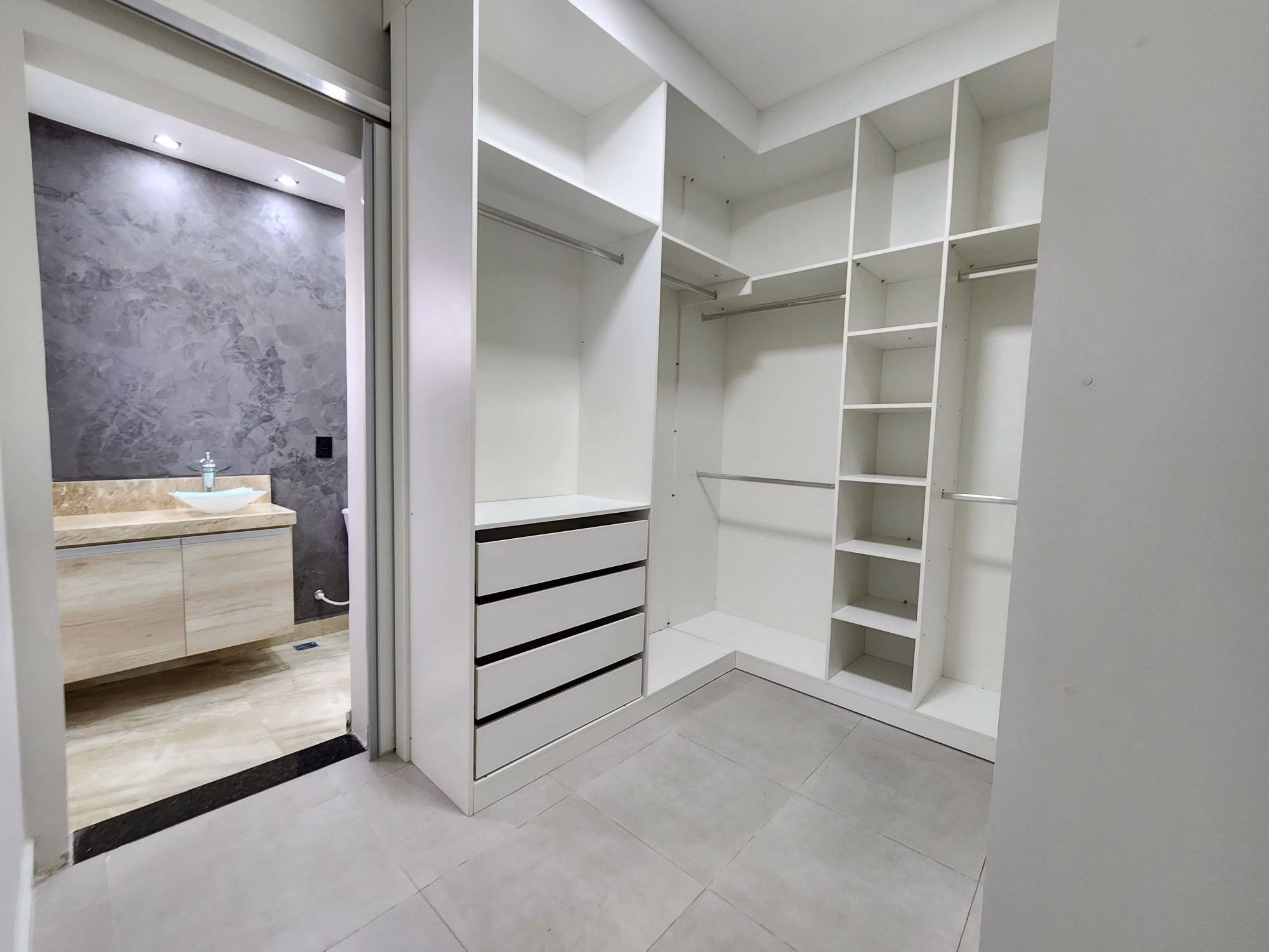 Casa de 250 m² em Hortolândia, SP