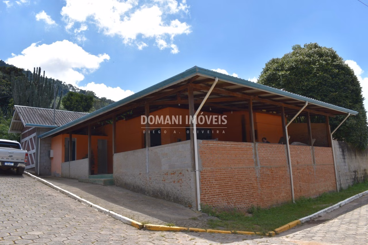 Comercial de 463 m² em Campos do Jordão, SP