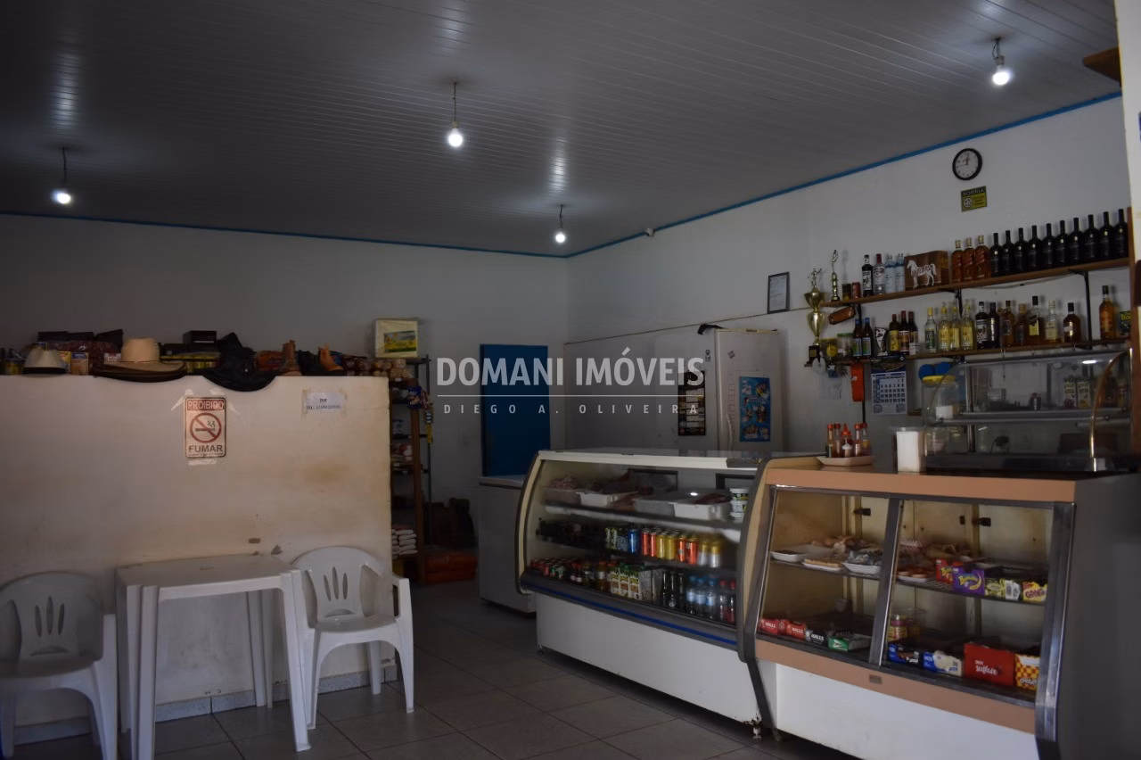 Comercial de 463 m² em Campos do Jordão, SP
