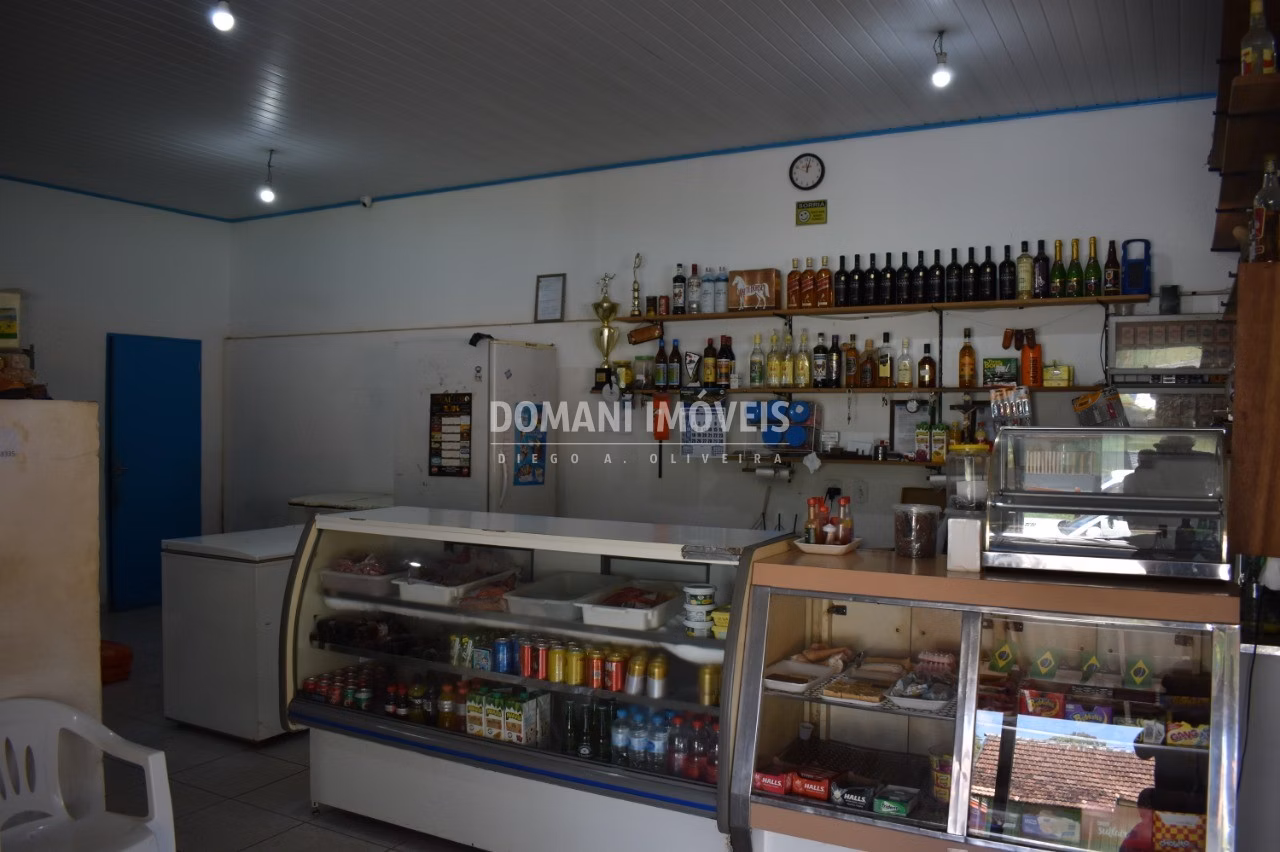 Comercial de 463 m² em Campos do Jordão, SP