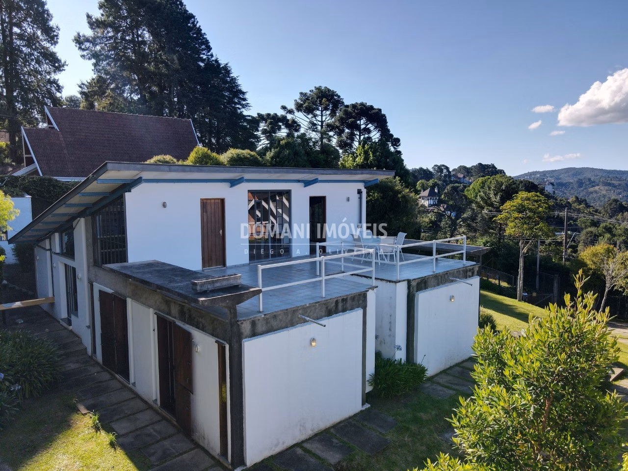 Casa de 1.240 m² em Campos do Jordão, SP