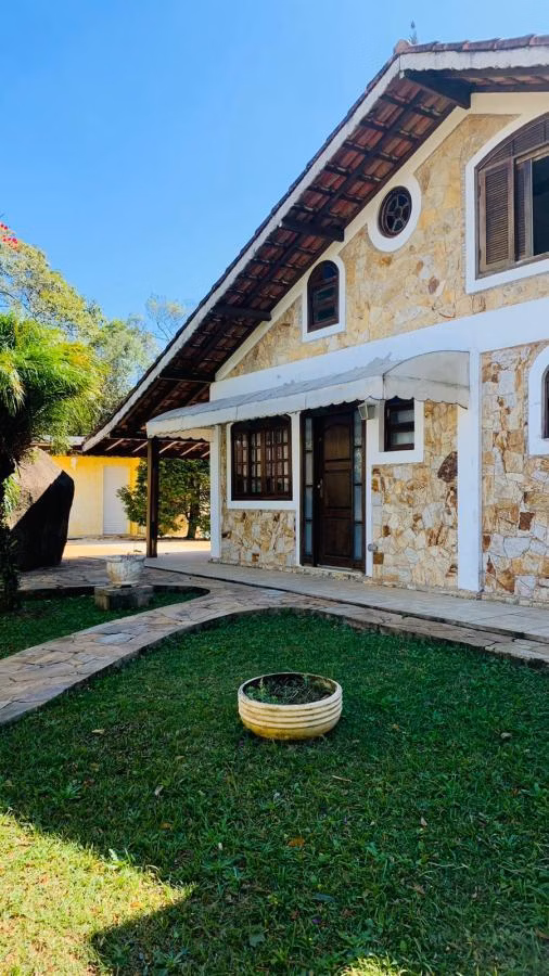 Chácara de 1.321 m² em São Roque, SP