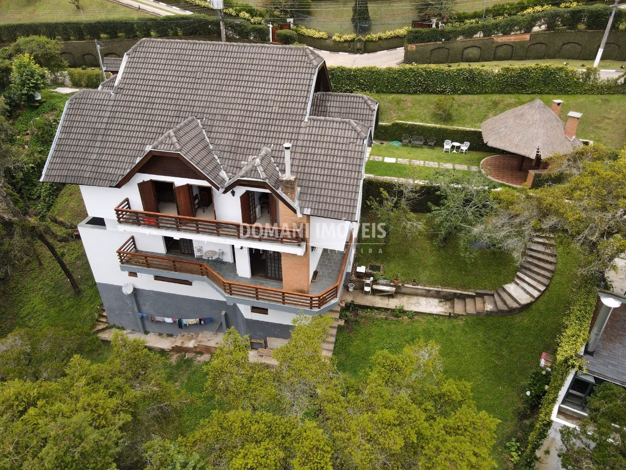 House of 1,160 m² in Campos do Jordão, SP, Brazil