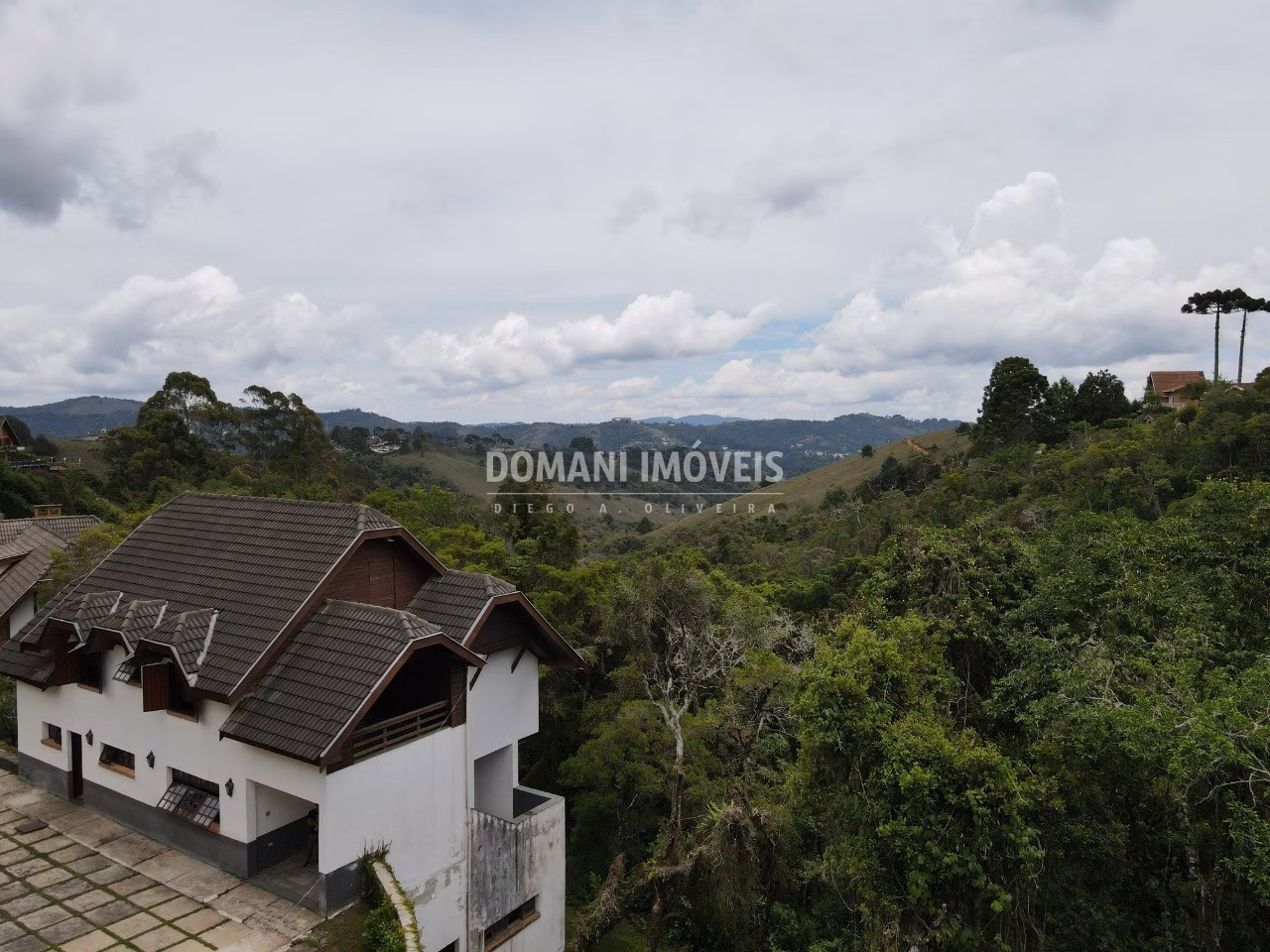 House of 1,160 m² in Campos do Jordão, SP, Brazil