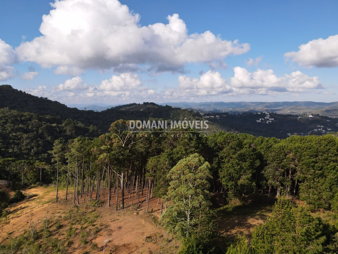 Terreno de 7.220 m² em Campos do Jordão, SP
