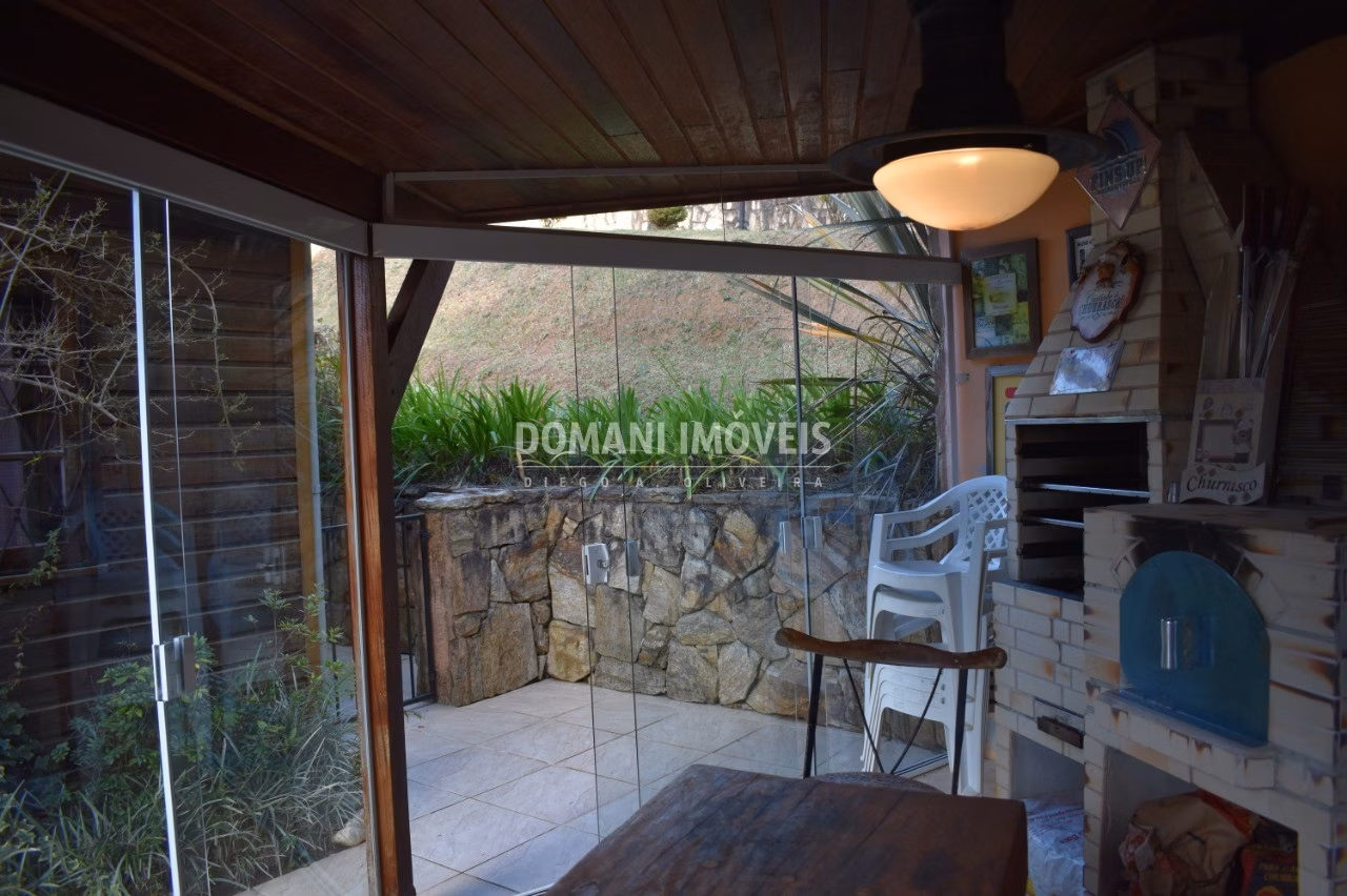 Casa de 1.175 m² em Campos do Jordão, SP