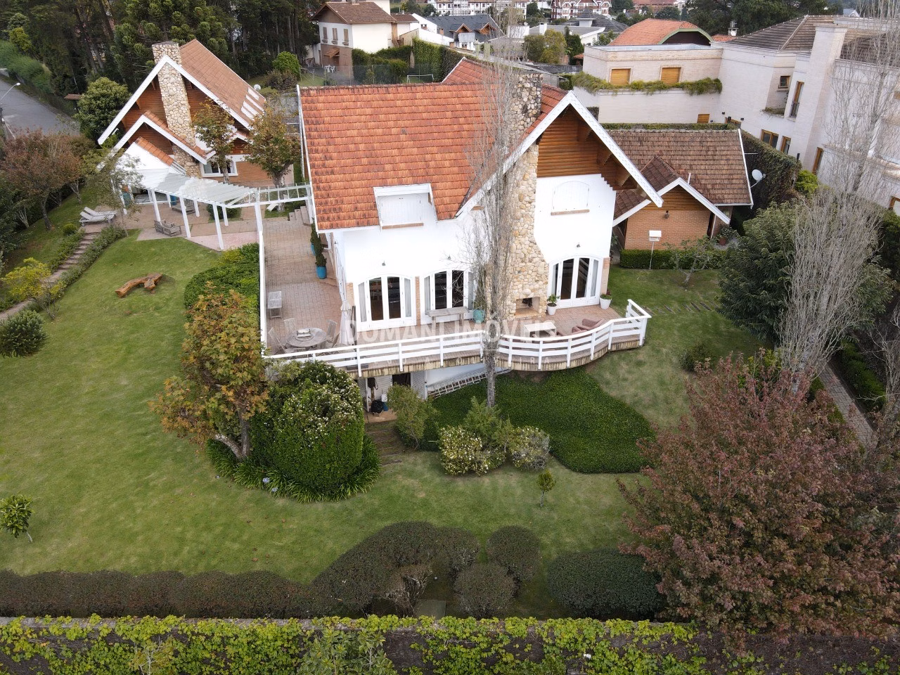 House of 2,730 m² in Campos do Jordão, SP, Brazil