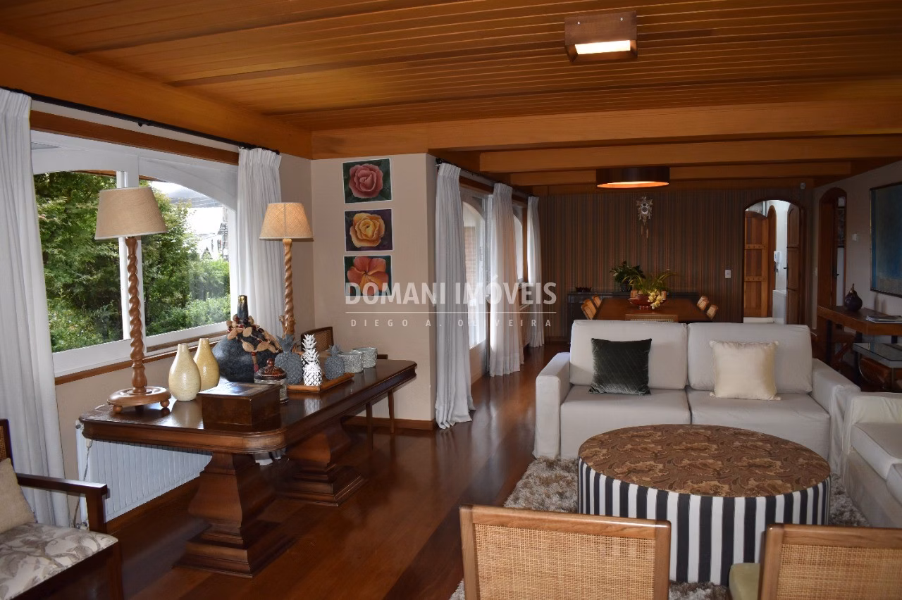 House of 2,730 m² in Campos do Jordão, SP, Brazil