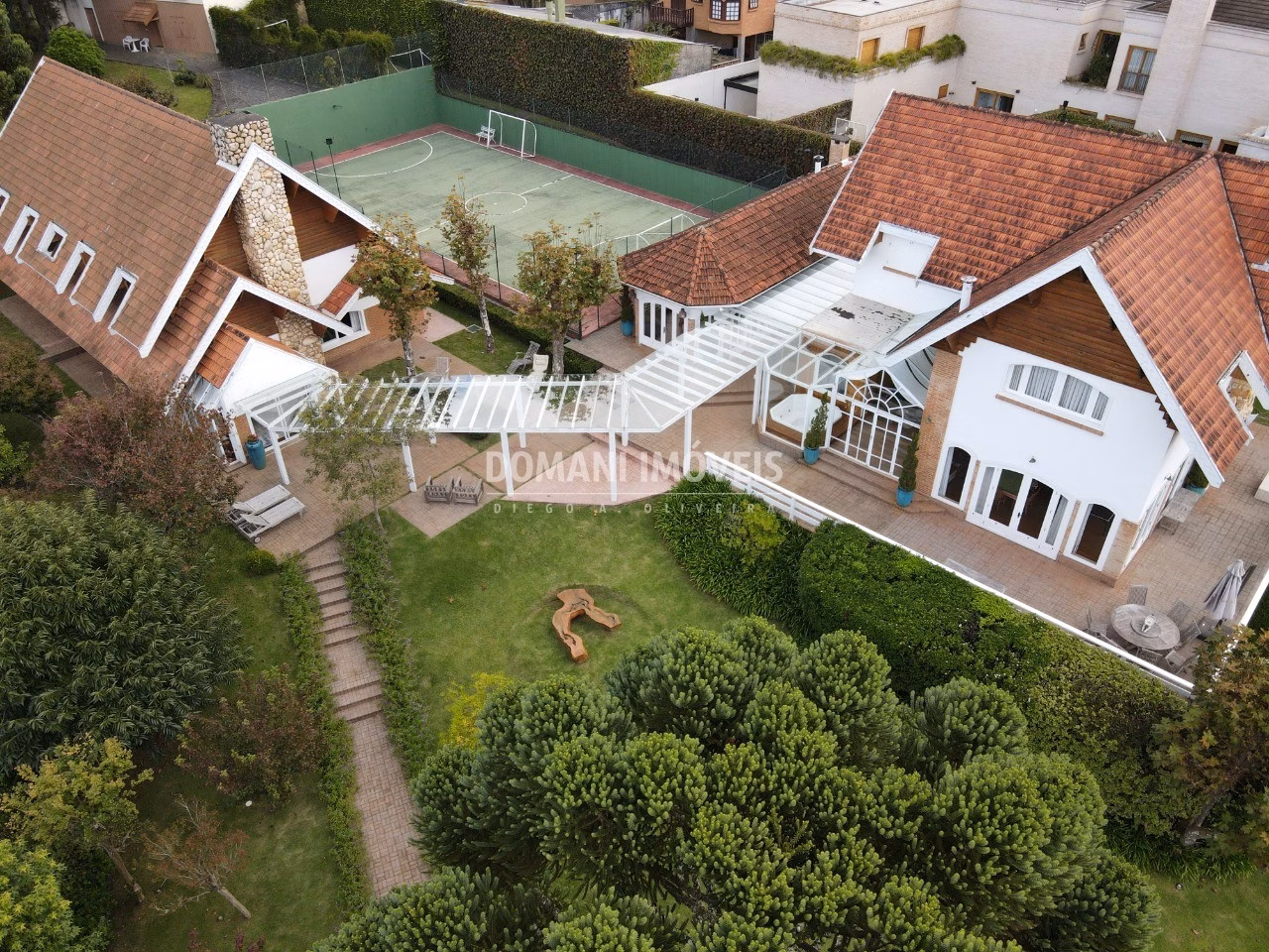 House of 2,730 m² in Campos do Jordão, SP, Brazil