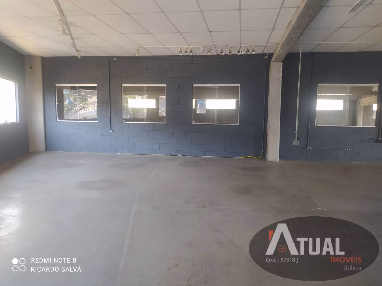 Comercial de 3.000 m² em Mairiporã, SP