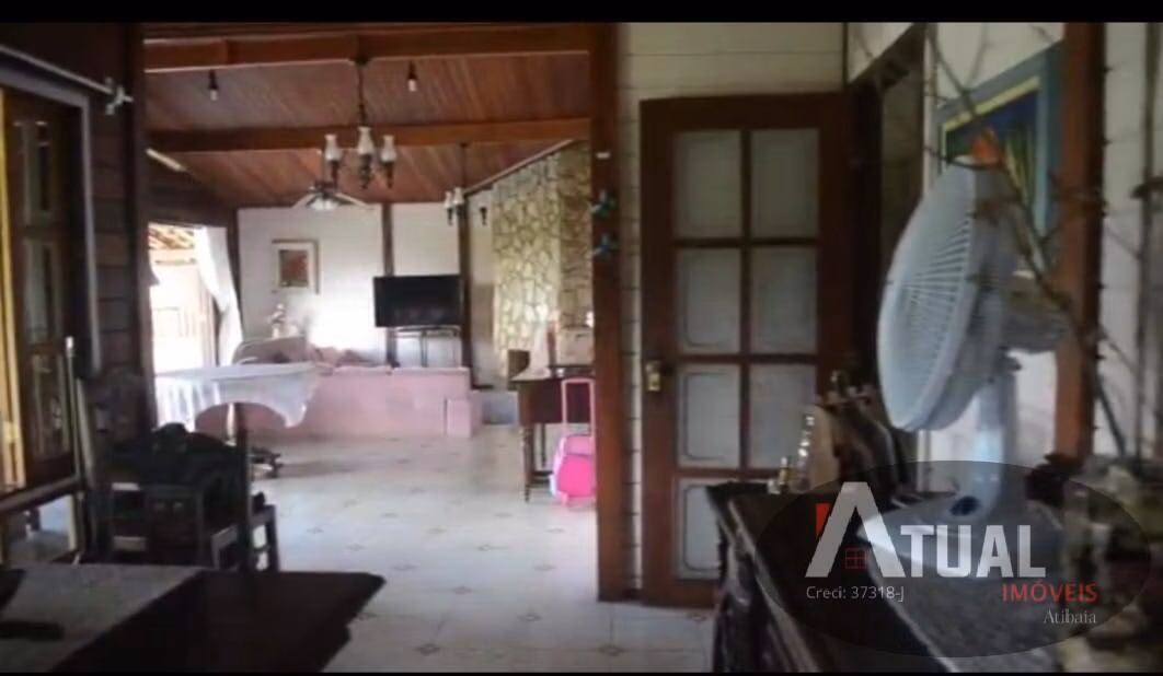 Chácara de 3.025 m² em Piracaia, SP