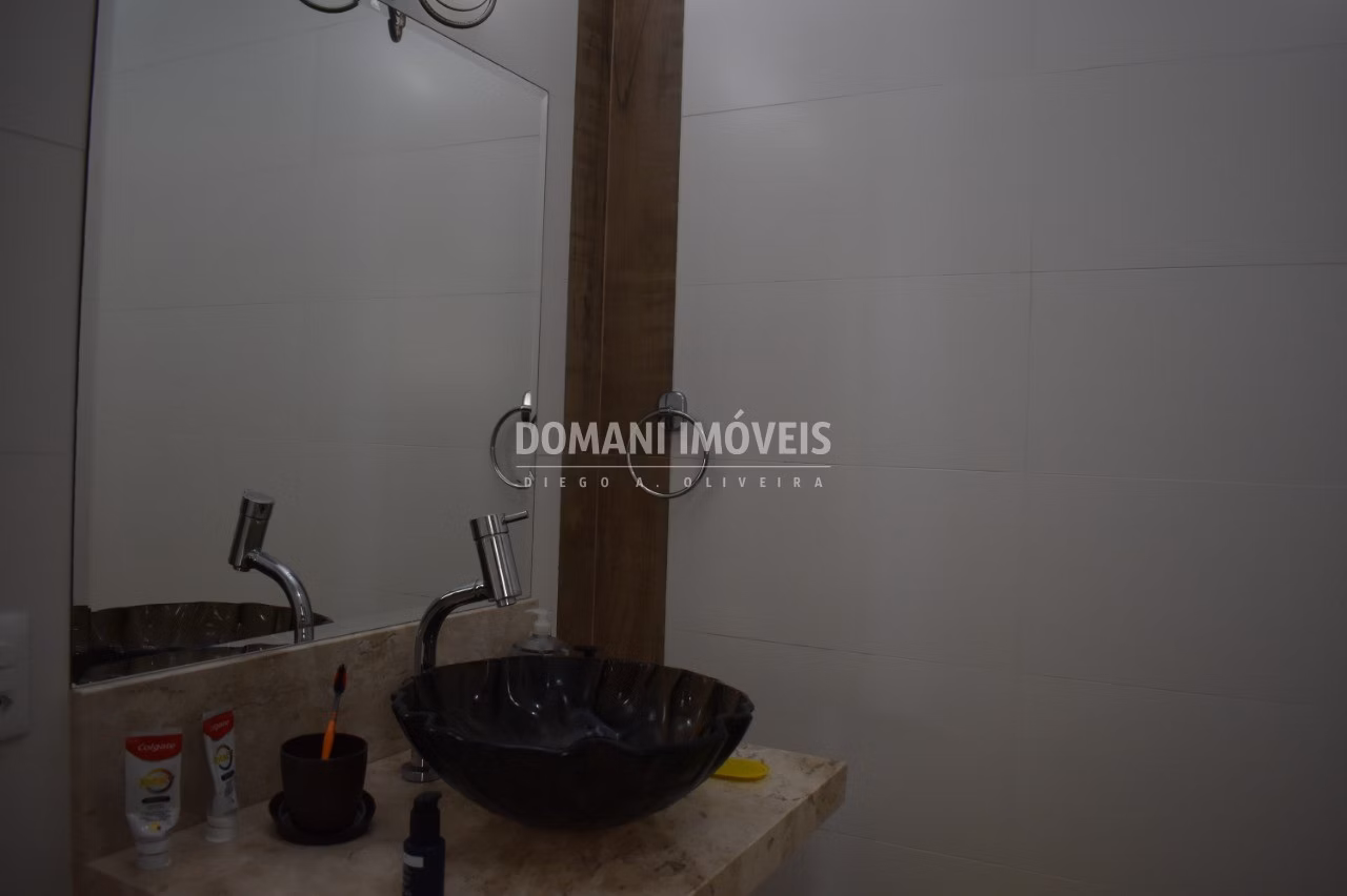 Casa de 1.060 m² em Campos do Jordão, SP