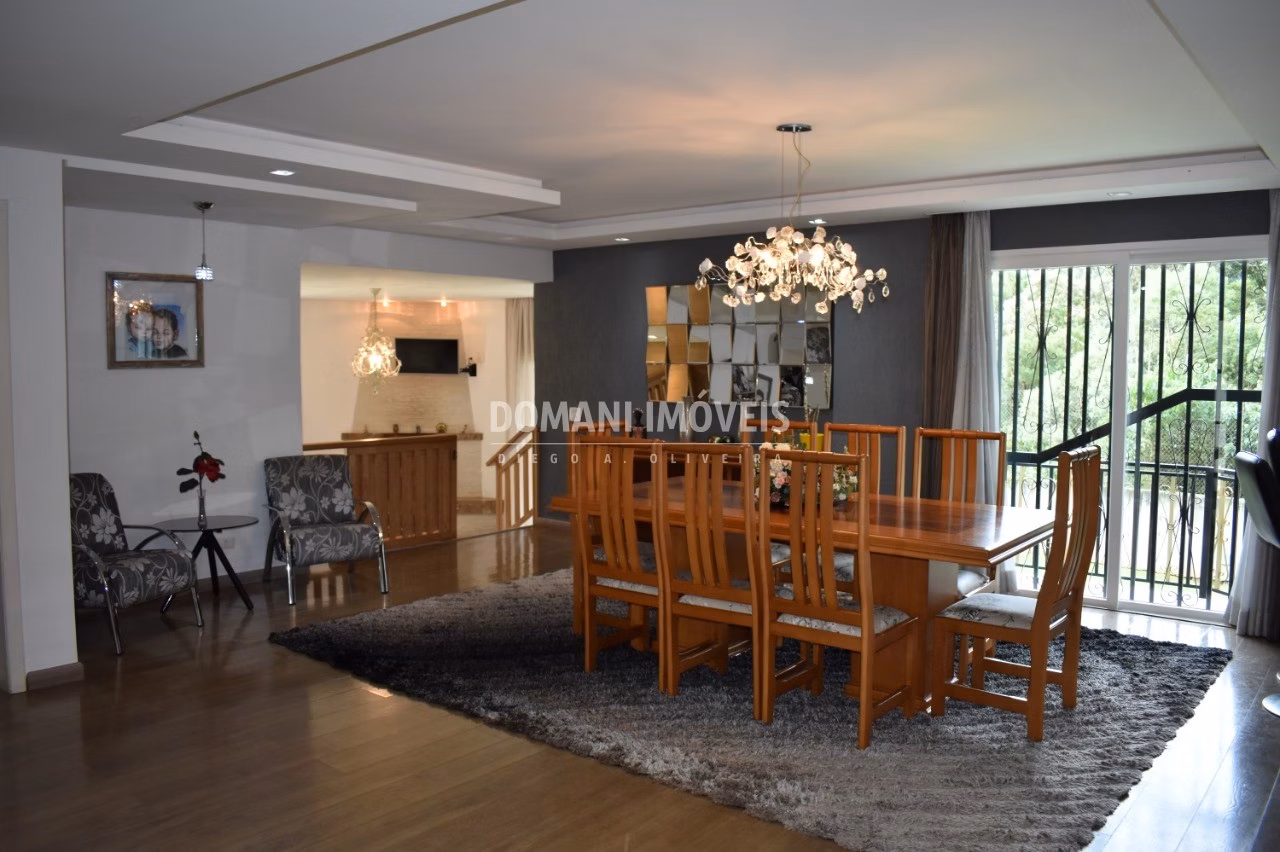 House of 1,060 m² in Campos do Jordão, SP, Brazil