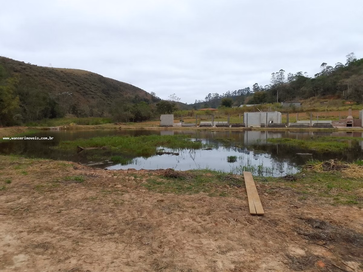 Small farm of 10 acres in São José dos Campos, SP, Brazil