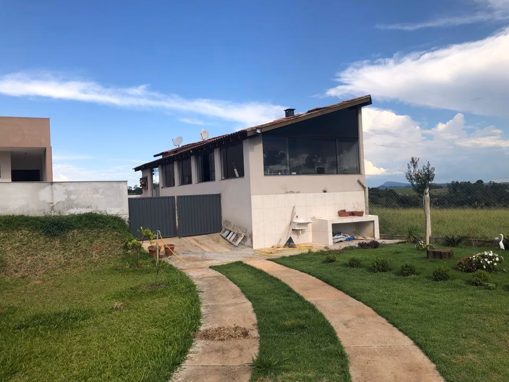 Chácara de 1.000 m² em Pouso Alegre, MG
