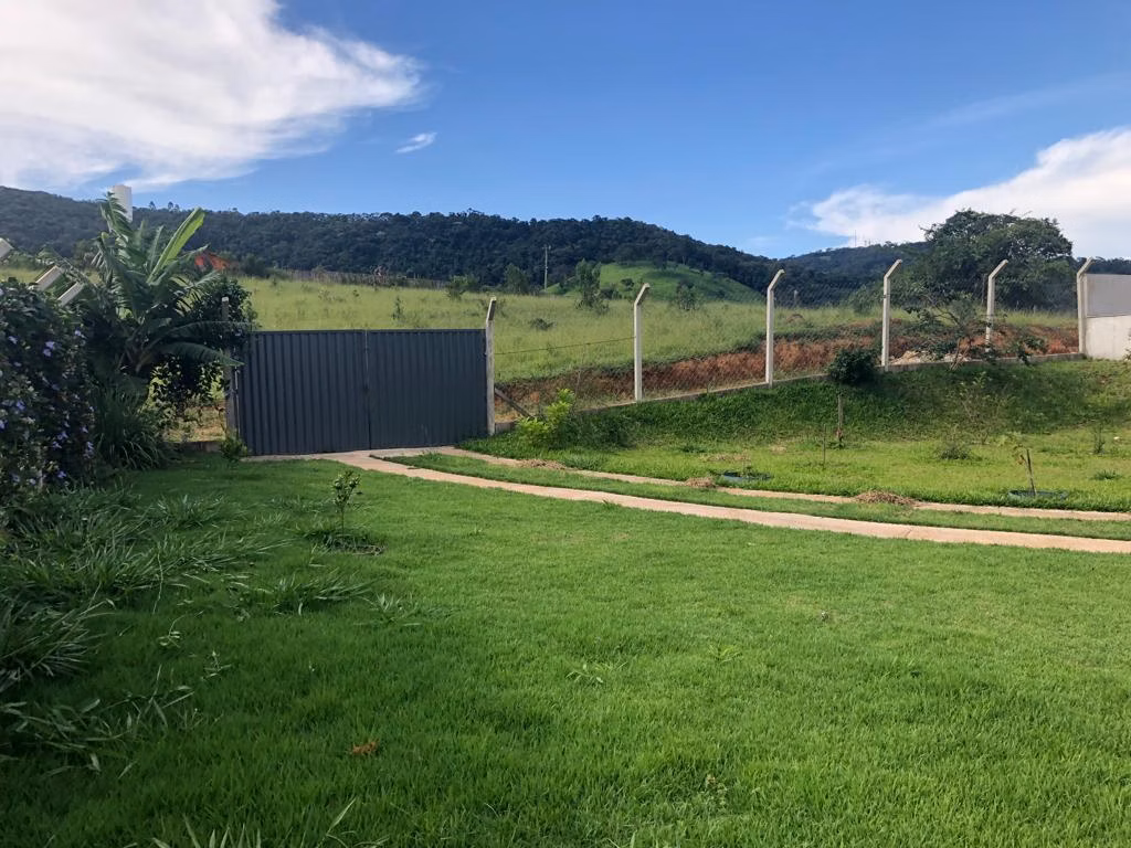 Chácara de 1.000 m² em Pouso Alegre, MG
