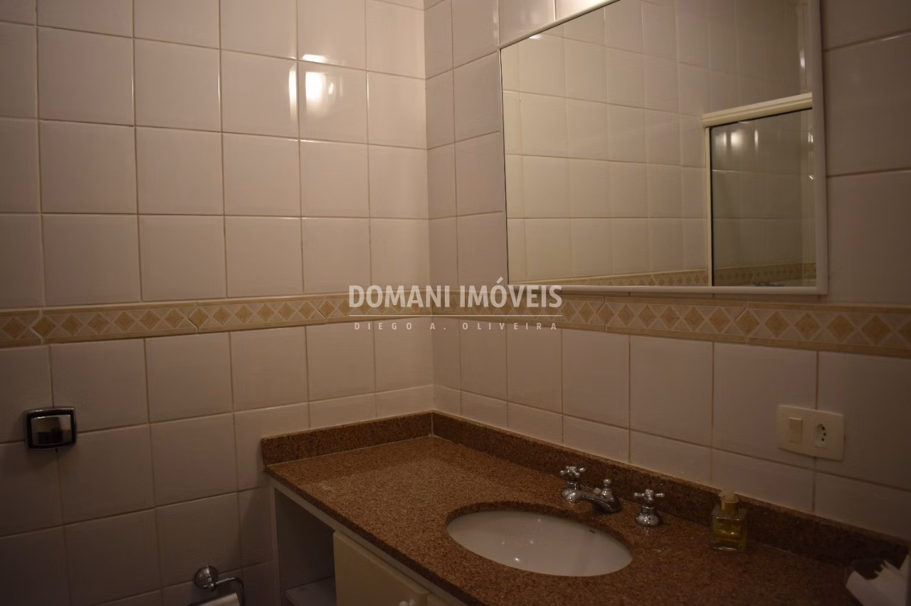 Casa de 1,000 m² em Campos do Jordão, SP