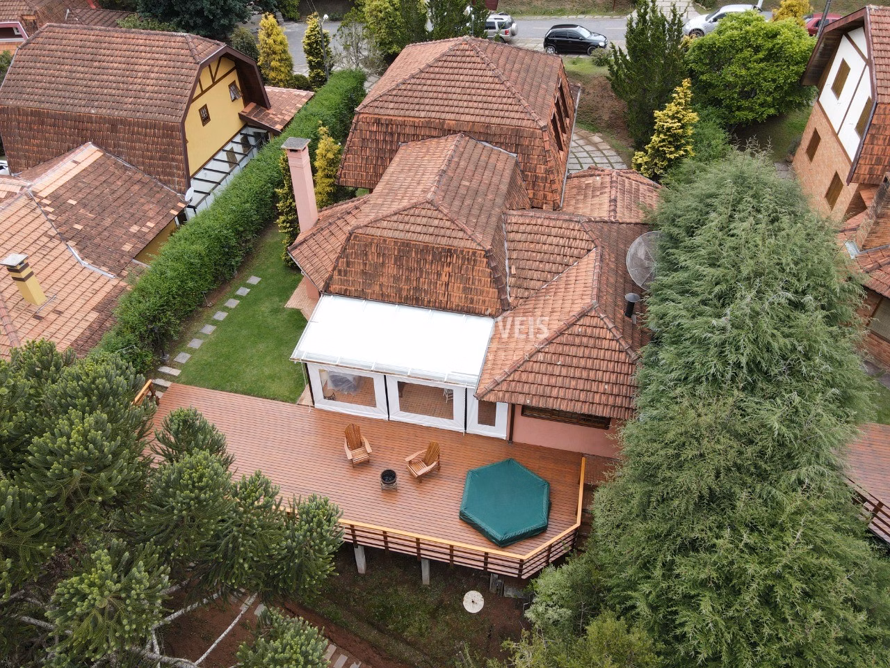 House of 1,000 m² in Campos do Jordão, SP, Brazil