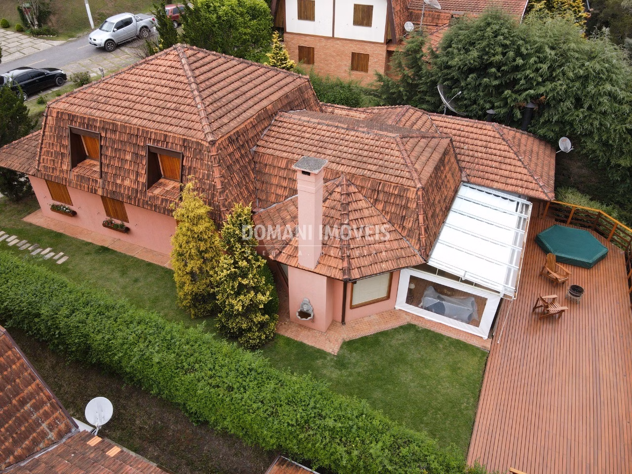 House of 1,000 m² in Campos do Jordão, SP, Brazil