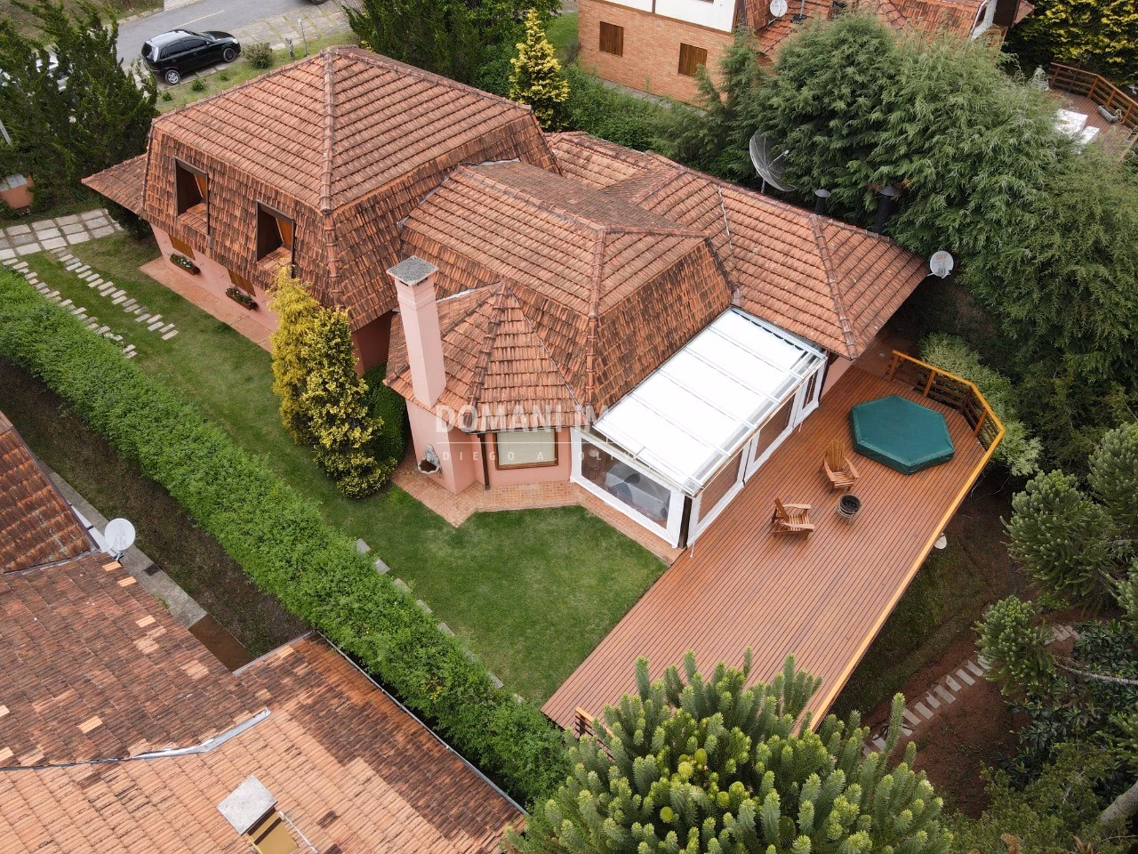 House of 1,000 m² in Campos do Jordão, SP, Brazil
