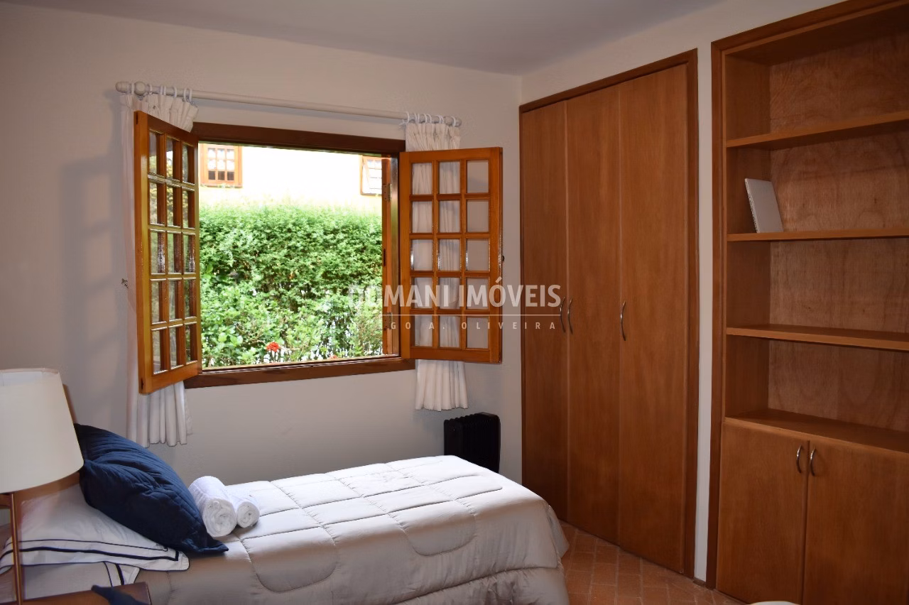 Casa de 1,000 m² em Campos do Jordão, SP