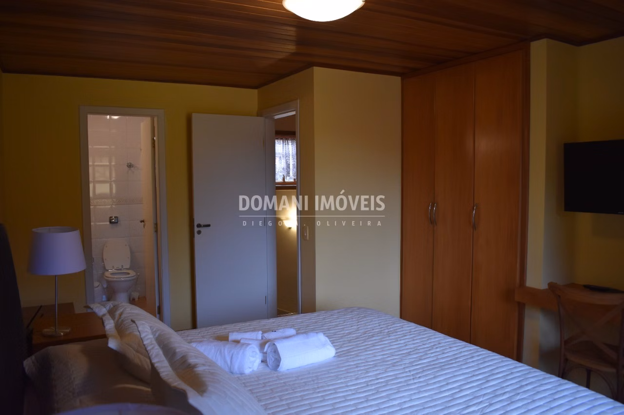 Casa de 1,000 m² em Campos do Jordão, SP