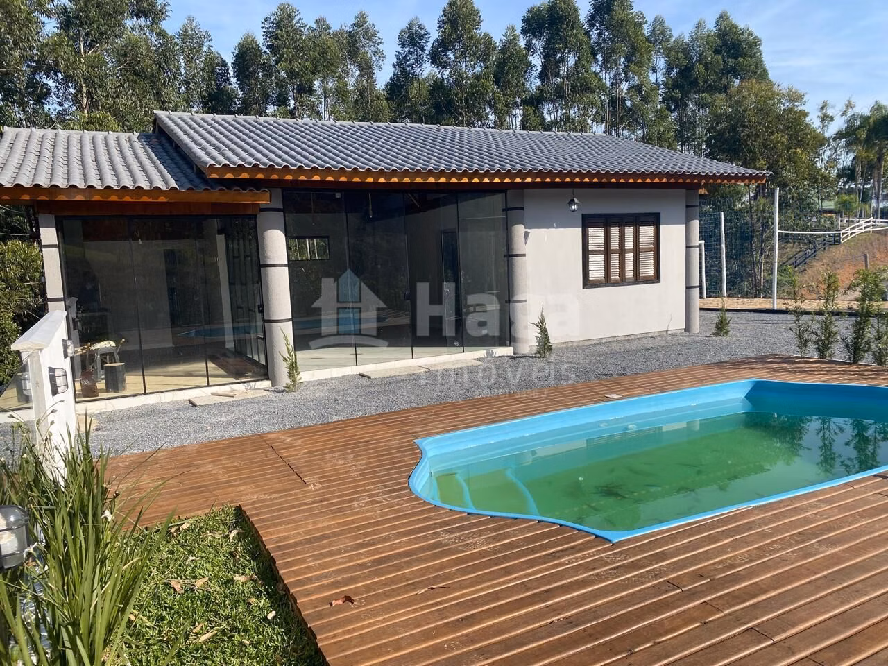 Fazenda de 1.300 m² em Nova Trento, SC