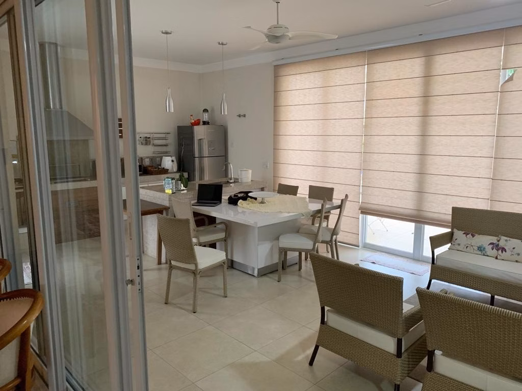Casa de 450 m² em Paulínia, SP