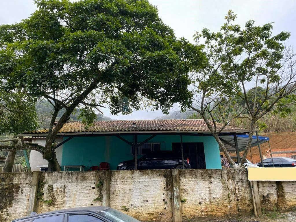 Casa de 6.172 m² em Brusque, SC