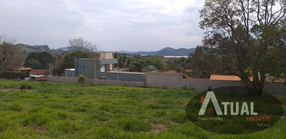 Terreno de 3.000 m² em Piracaia, SP