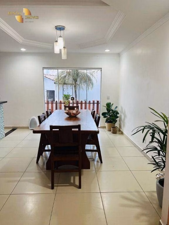 Casa de 366 m² em Cuiabá, MT