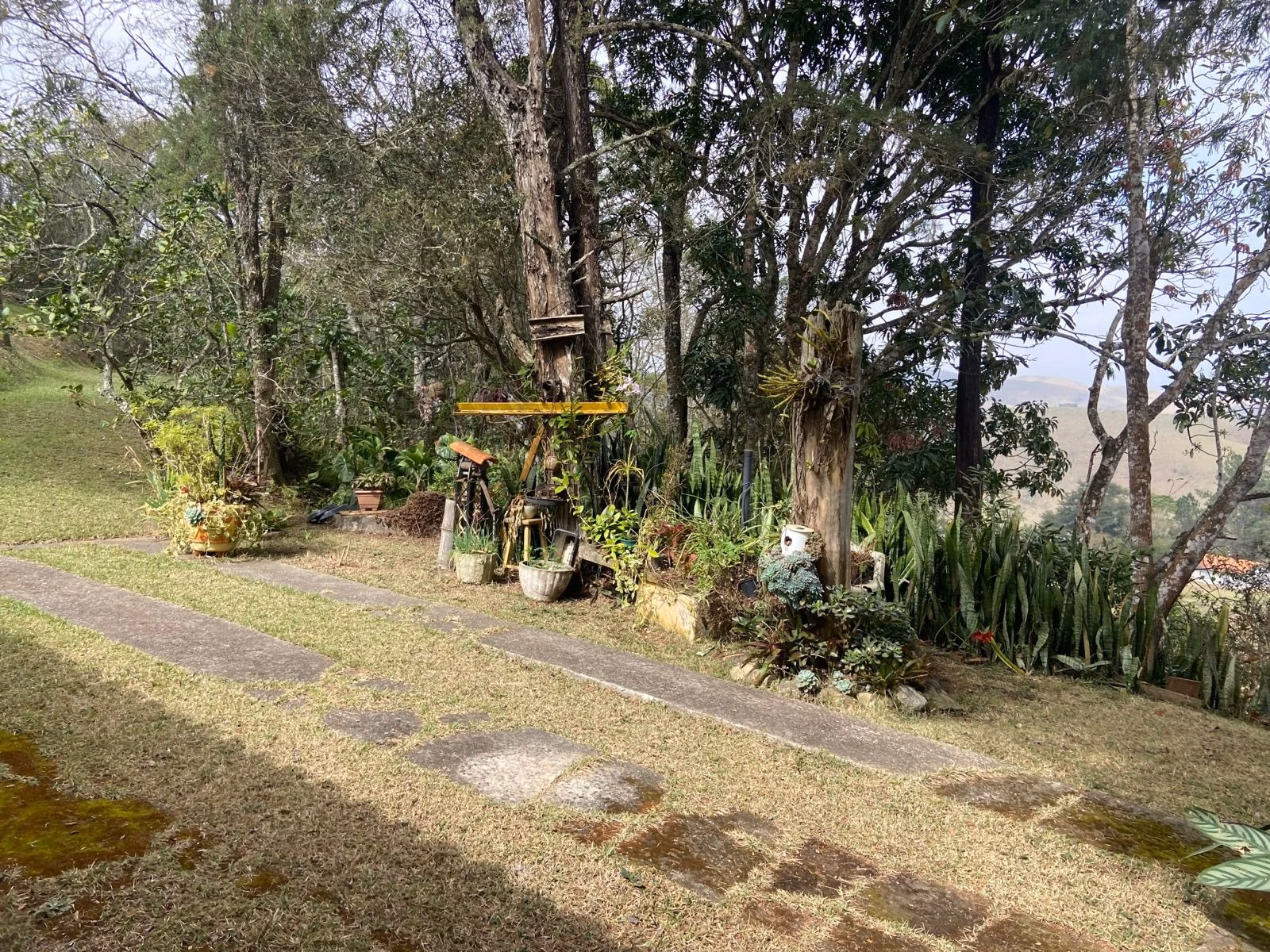 Chácara de 3.600 m² em São José dos Campos, SP