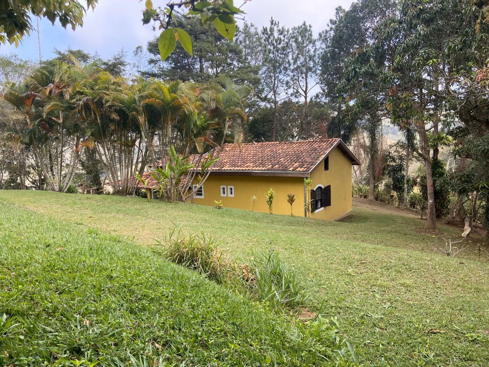 Chácara de 3.600 m² em São José dos Campos, SP
