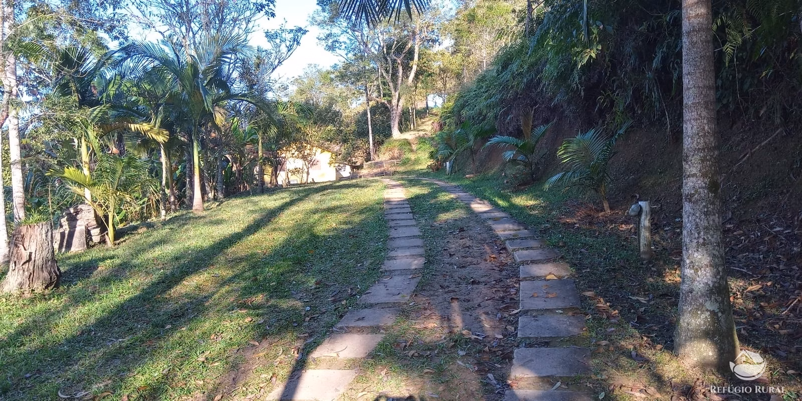 Small farm of 22 acres in São José dos Campos, SP, Brazil