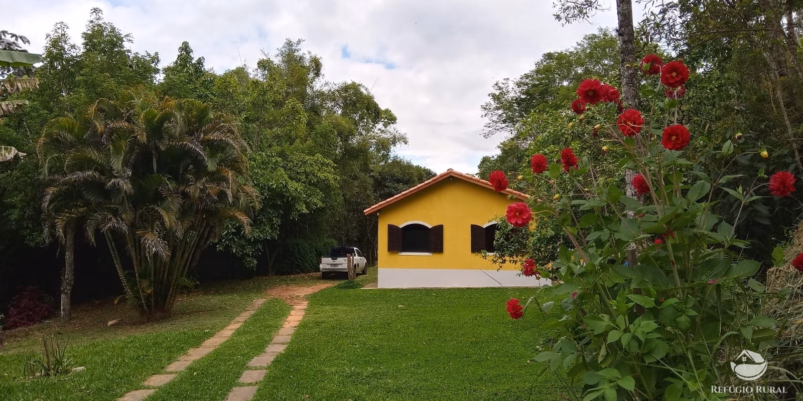 Small farm of 22 acres in São José dos Campos, SP, Brazil