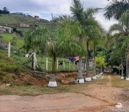 Small farm of 30 acres in São José dos Campos, SP, Brazil