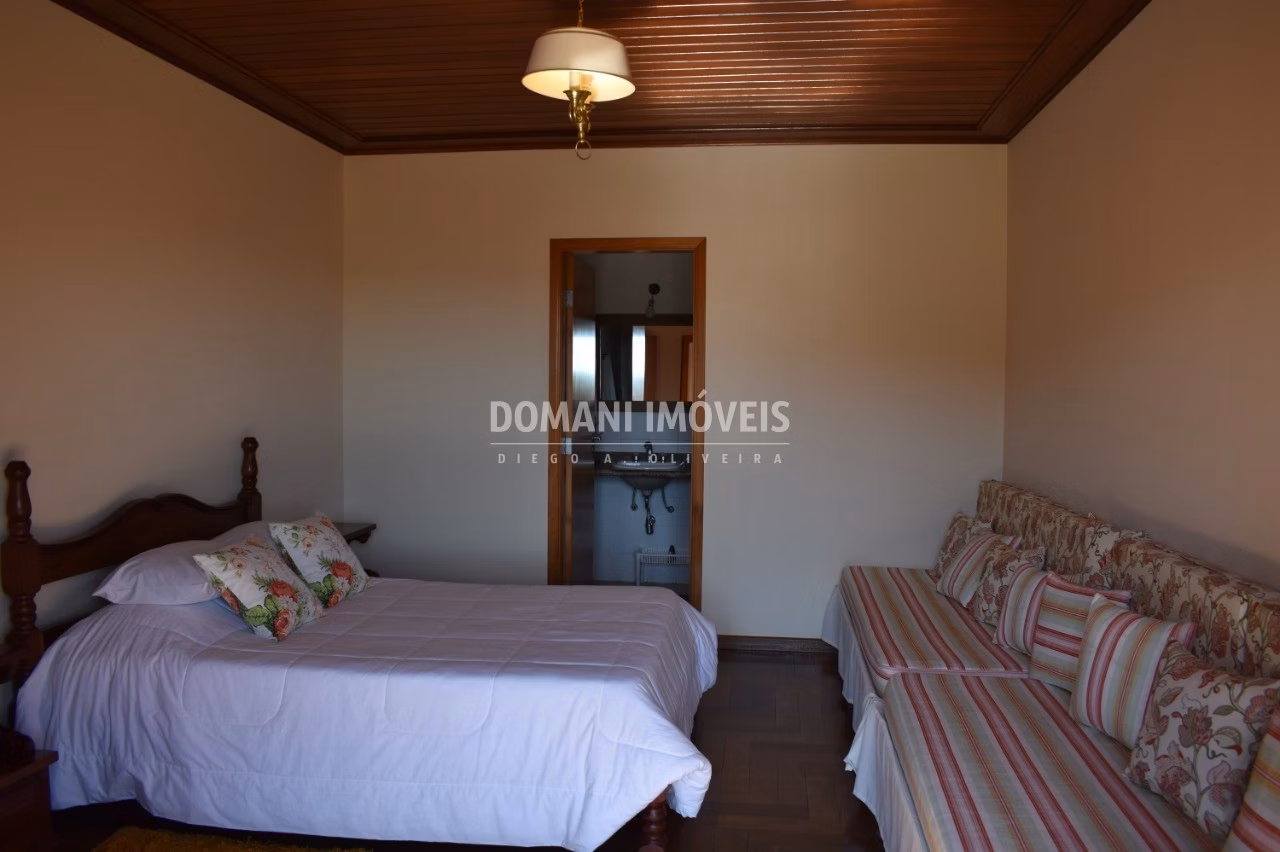 Casa de 1.170 m² em Campos do Jordão, SP