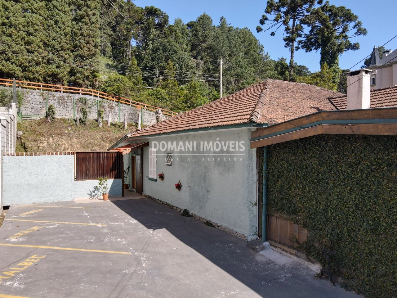 Commercial of 1,000 m² in Campos do Jordão, SP, Brazil