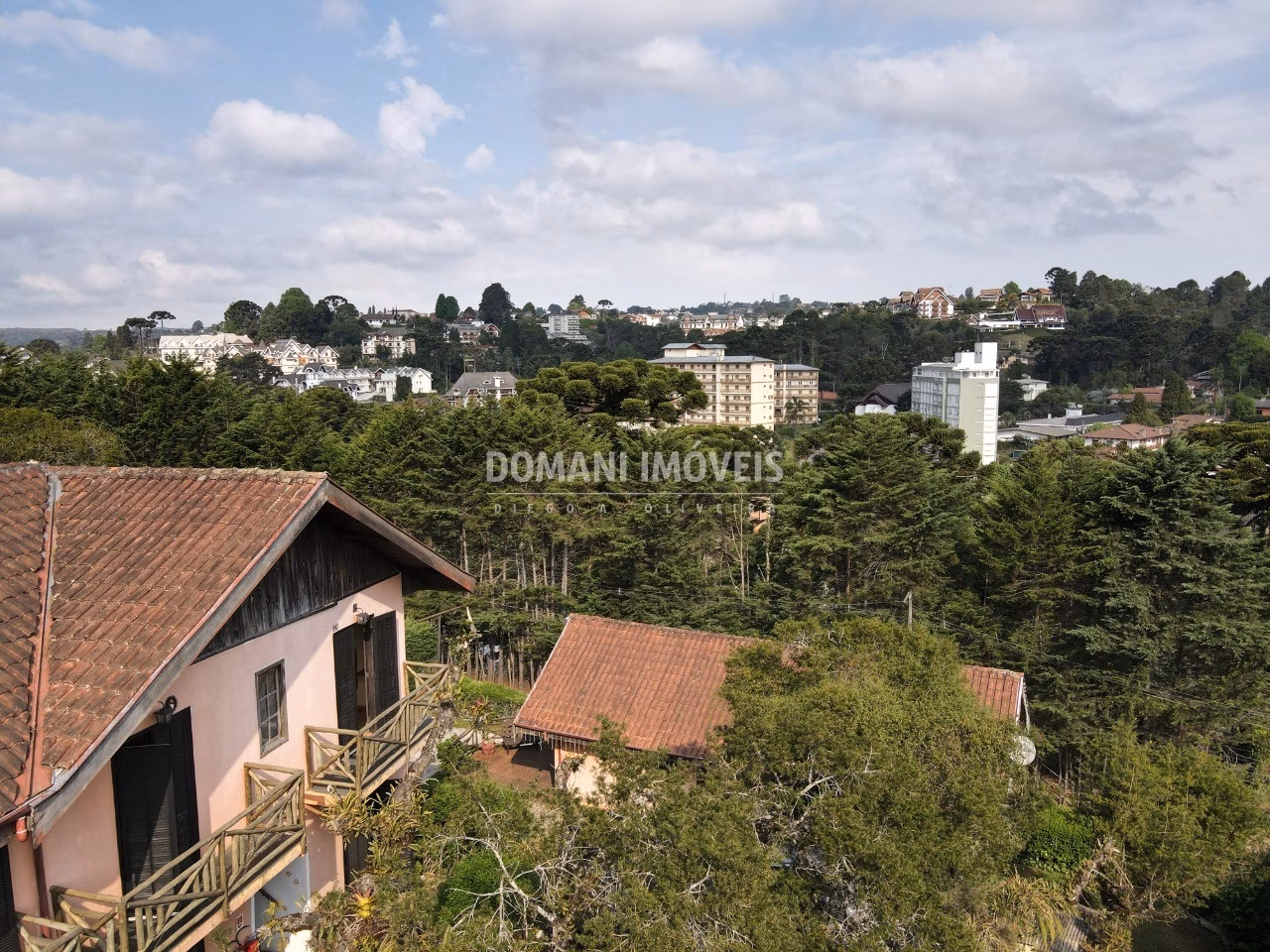 Lodging of 1,190 m² in Campos do Jordão, SP, Brazil
